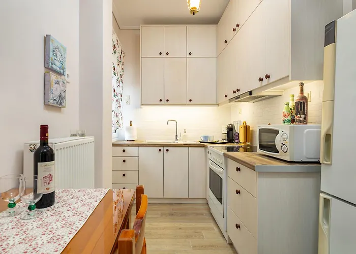 Happy And Cozy In Kiato *