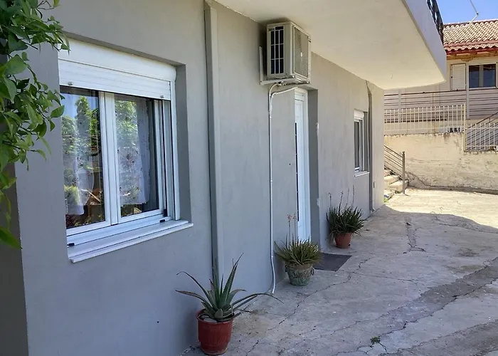 Happy And Cozy In Kiato